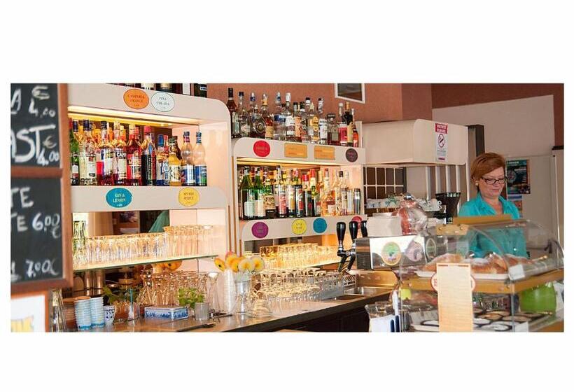 בית מלון כפרי Garden