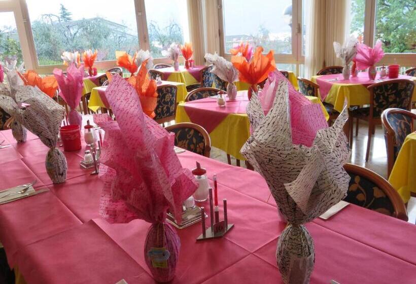 בית מלון כפרי Garden