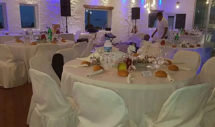 בית מלון כפרי Golden Sun