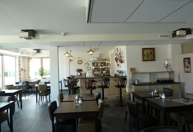 בית מלון כפרי Het Zwaantje