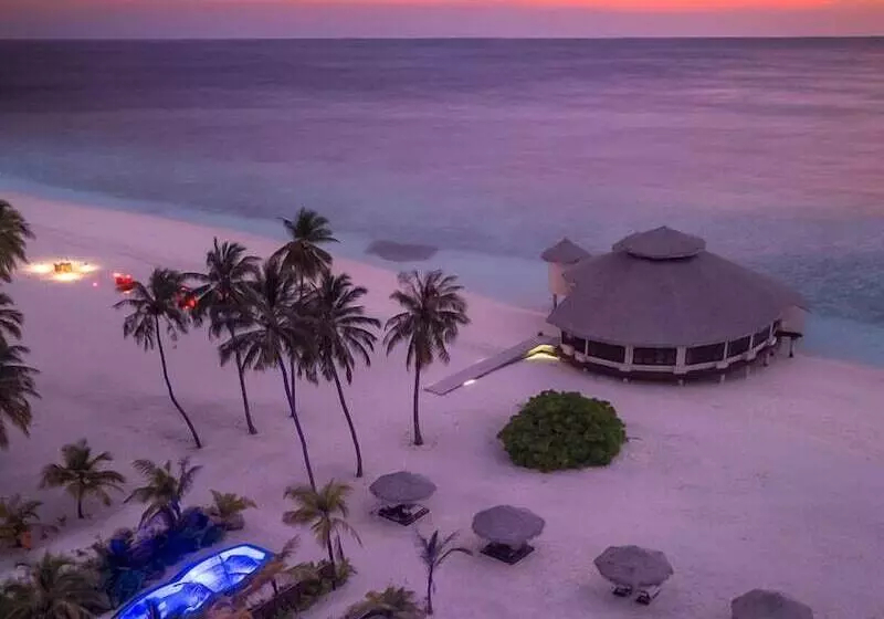 Hotel Kihaa Maldives