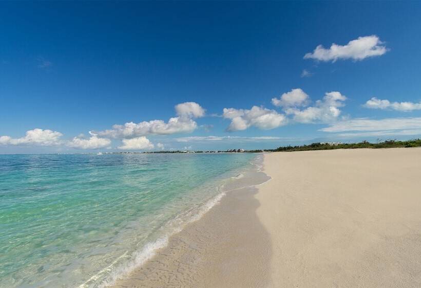 هتل La Vista Azul