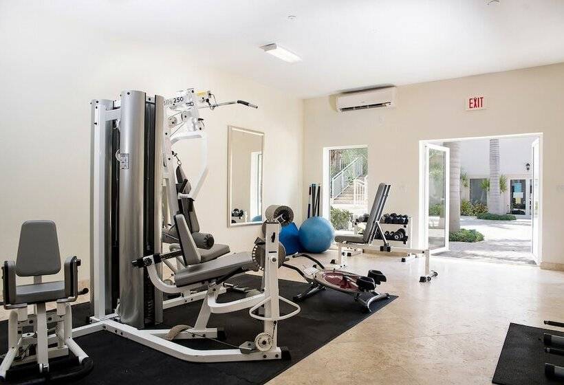 هتل La Vista Azul