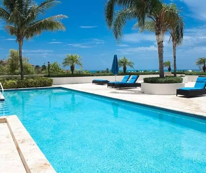 هتل La Vista Azul