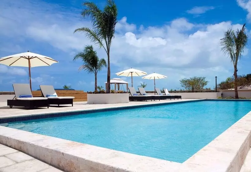 هتل La Vista Azul