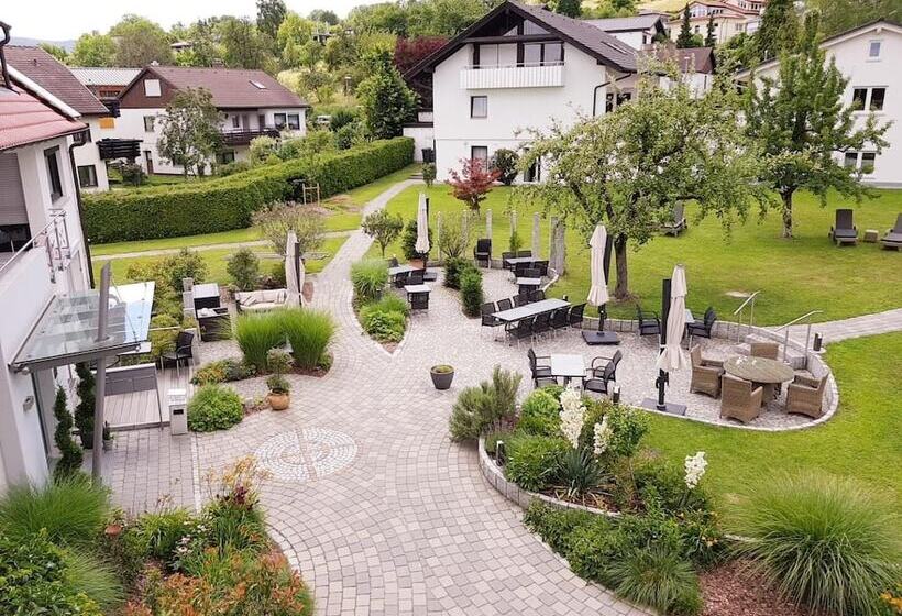 Landhotel Sonnenhalde