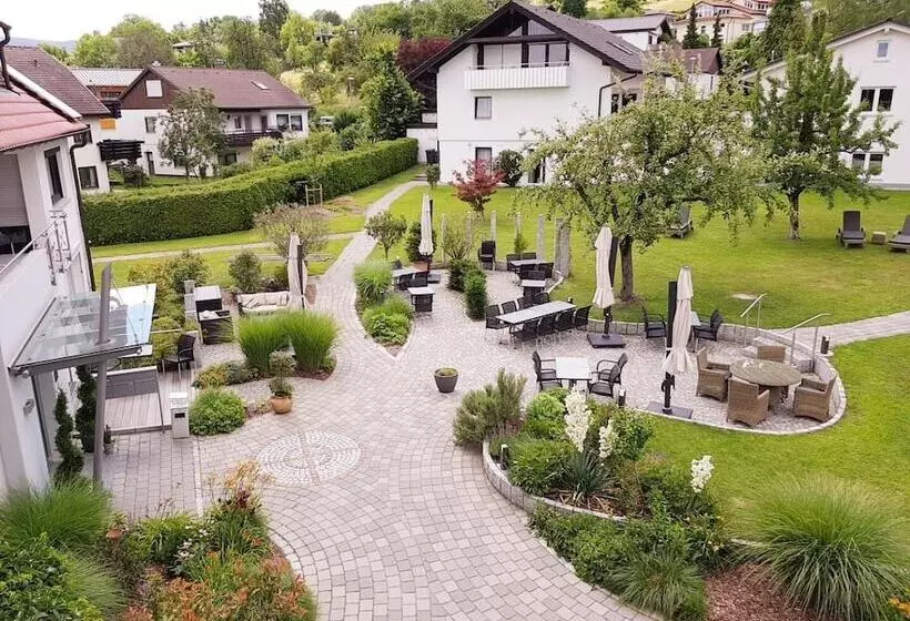 Landhotel Sonnenhalde