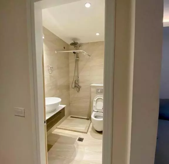 هتل Callisto Beach