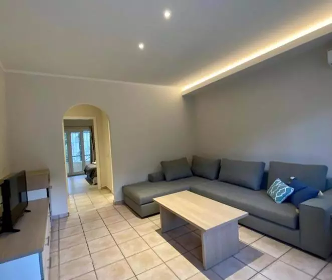 هتل Callisto Beach