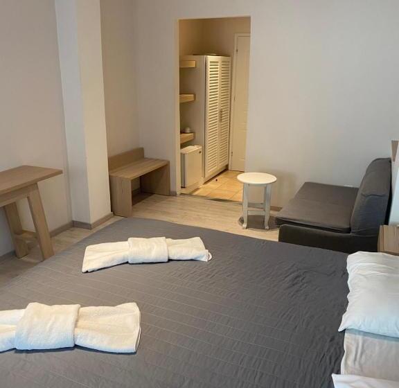 ホテル Callisto Beach