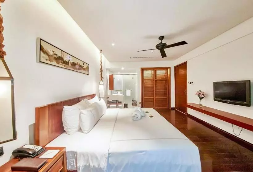 هتل Ocean Sonic Resort Sanya