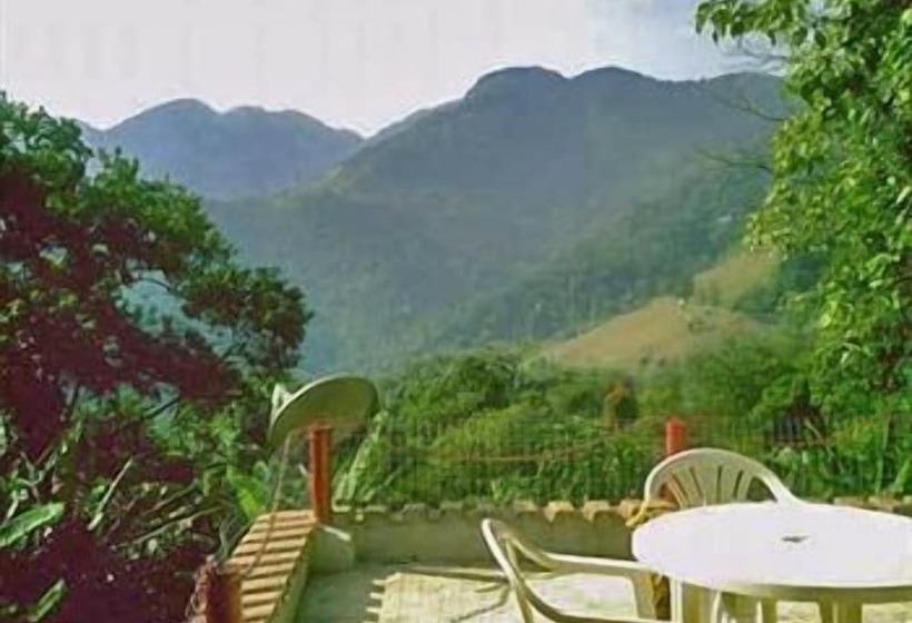 هتل Pousada Chale Da Montanha