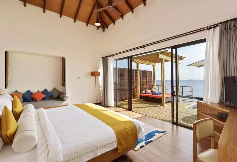 هتل Robinson Maldives  Adults Only