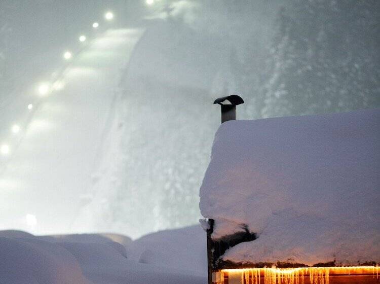 호텔 Ski Lodge Engelberg