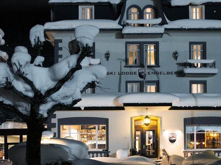 호텔 Ski Lodge Engelberg