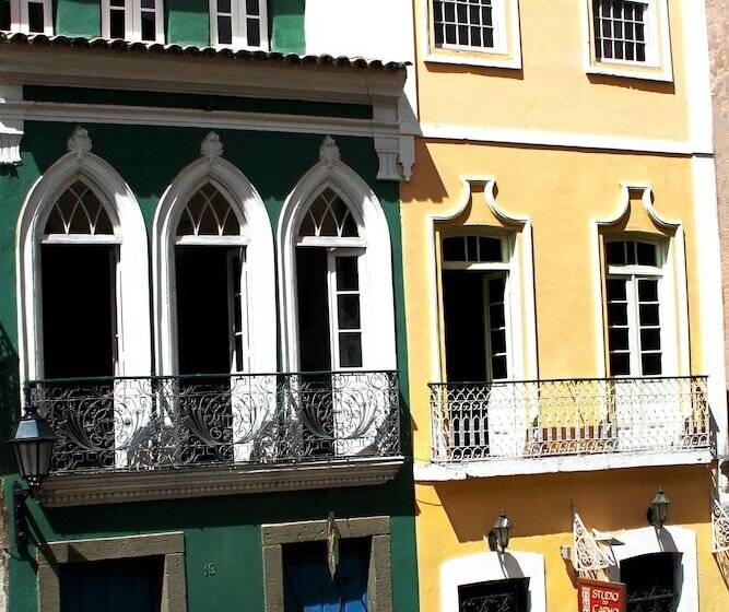 فندق Studio Do Carmo Galeria De Artes E Pousada