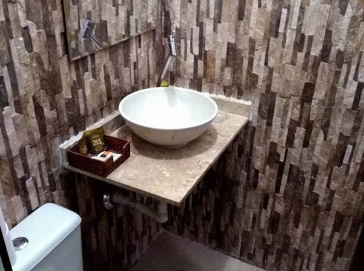 فندق Studio Do Carmo Galeria De Artes E Pousada