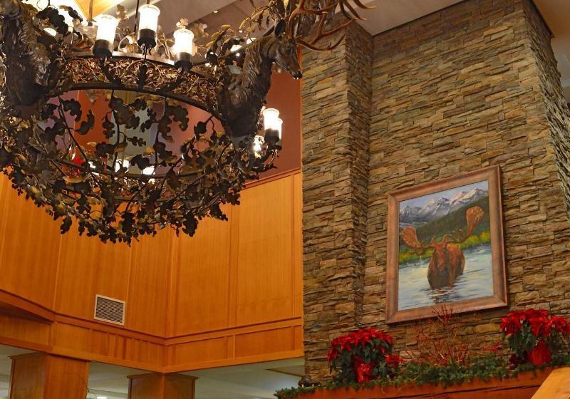 Summit Hotel At Big Sky Resort