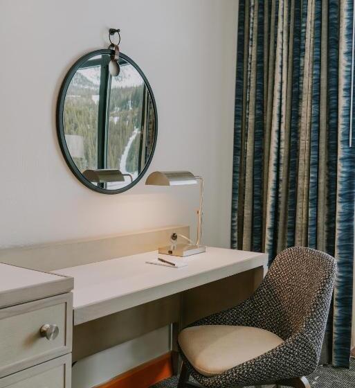 Summit Hotel At Big Sky Resort