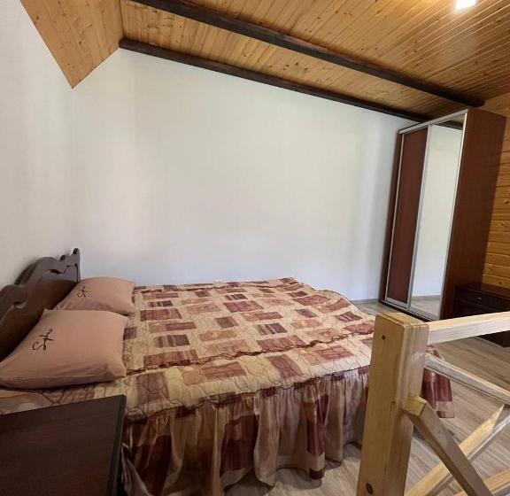 ペンション Nice House