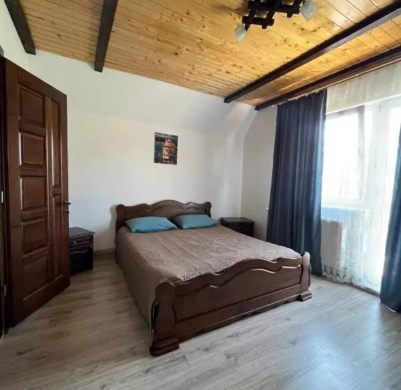 Pensió Nice House