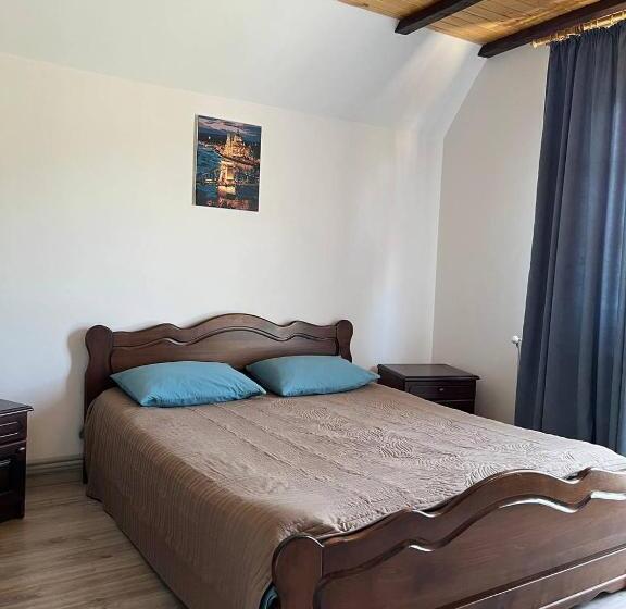 ペンション Nice House