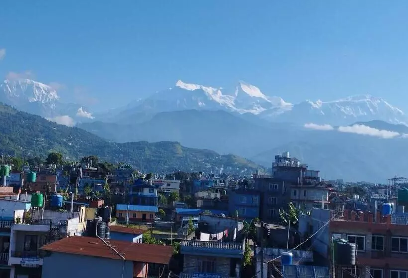 پانسیون Yatri