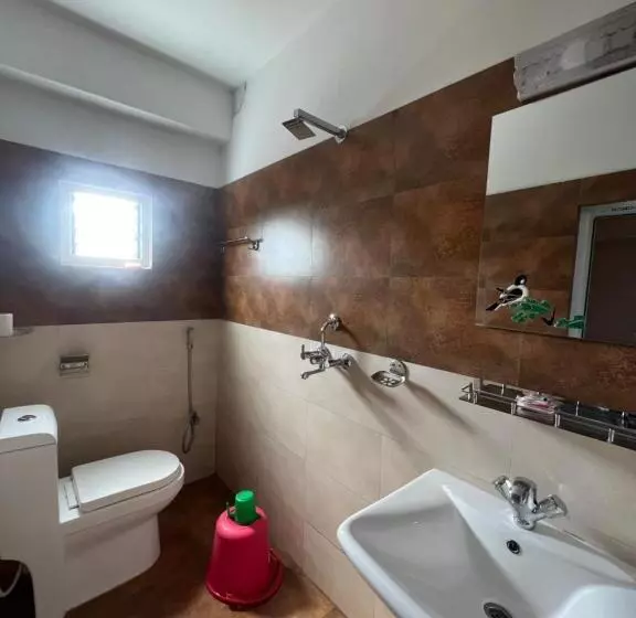 پانسیون Yatri