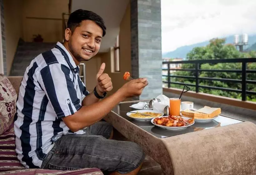 پانسیون Yatri