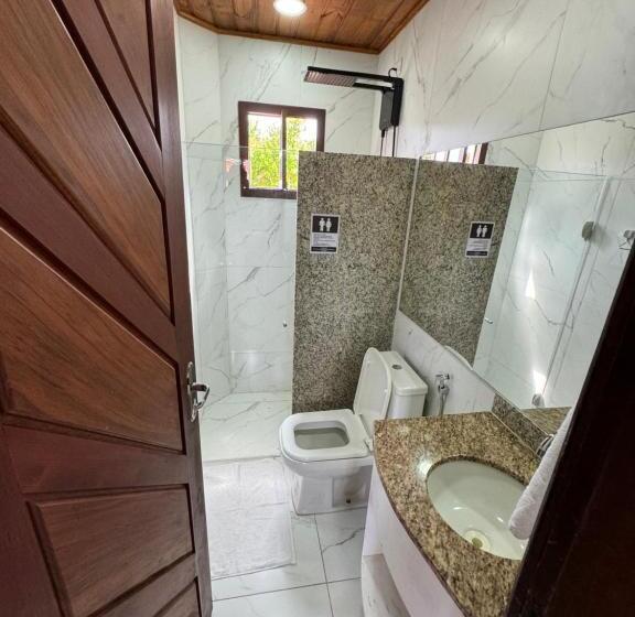 旅馆 Pousada Lua Nova Charmosa Chalés Com Hidro E Jacuzzi