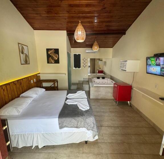 旅馆 Pousada Lua Nova Charmosa Chalés Com Hidro E Jacuzzi