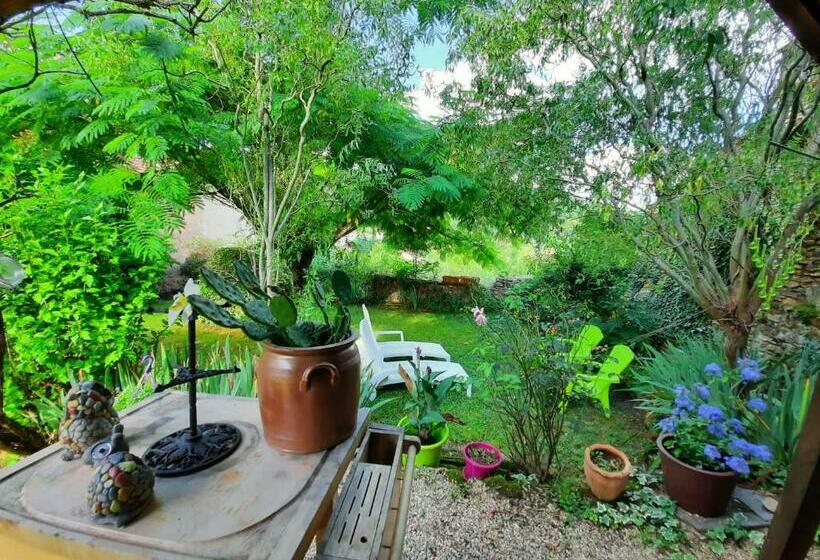 Bed and Breakfast Le Logis Des 3 Coeurs Chambre Aeiou