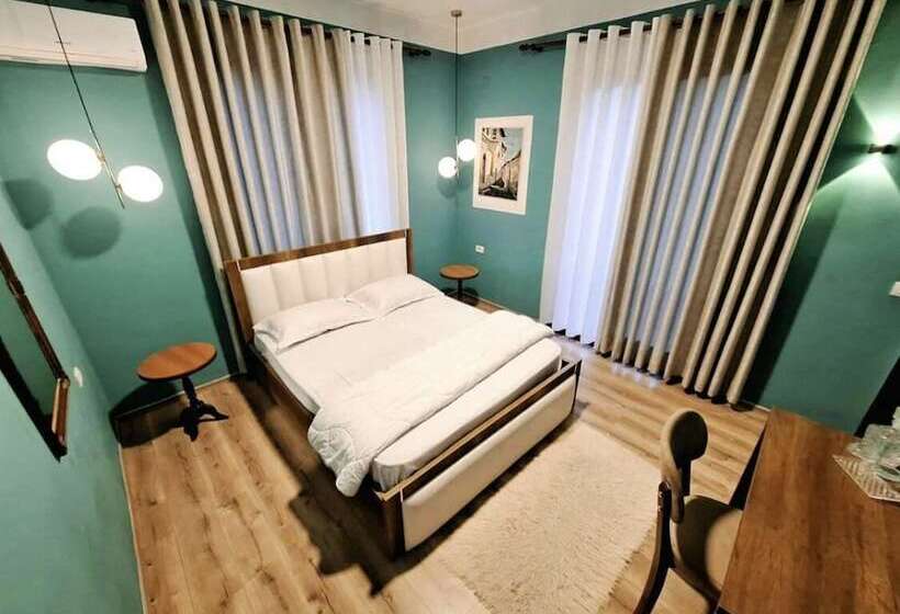 تختخواب و صبحانه Villa Mishel