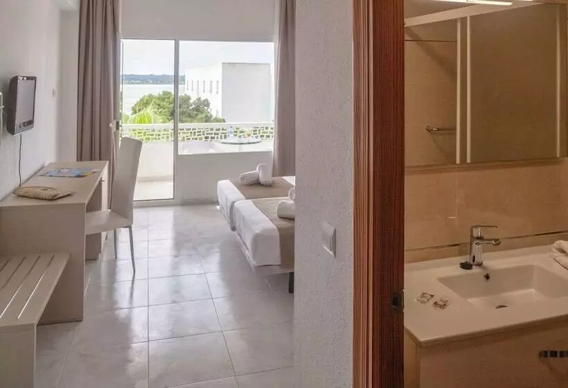 Hotelli Roquetes Rooms  Formentera Break