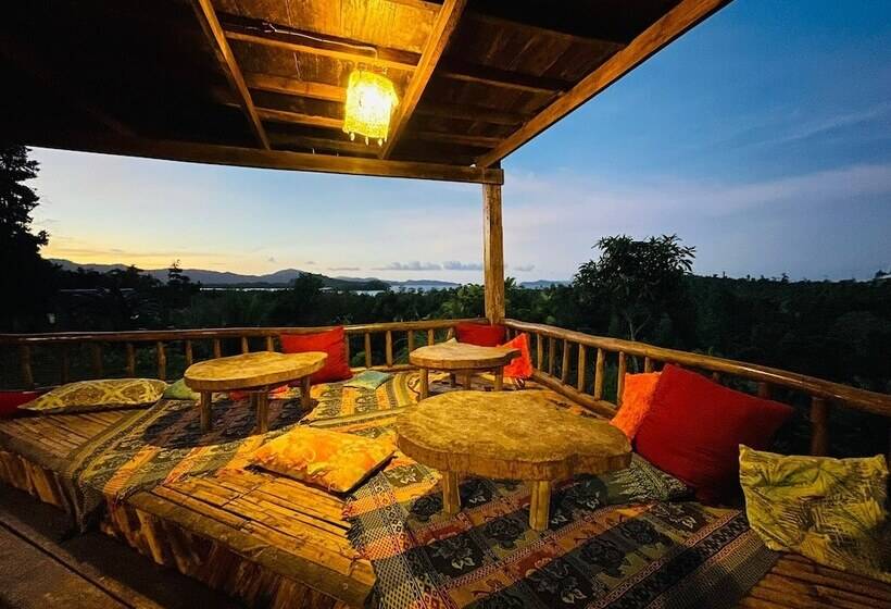 Pensione Jungle Bar Honeymoon Suite & Private Pool