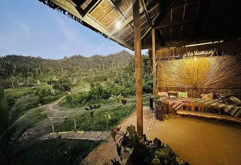 پانسیون Jungle Bar Honeymoon Suite & Private Pool