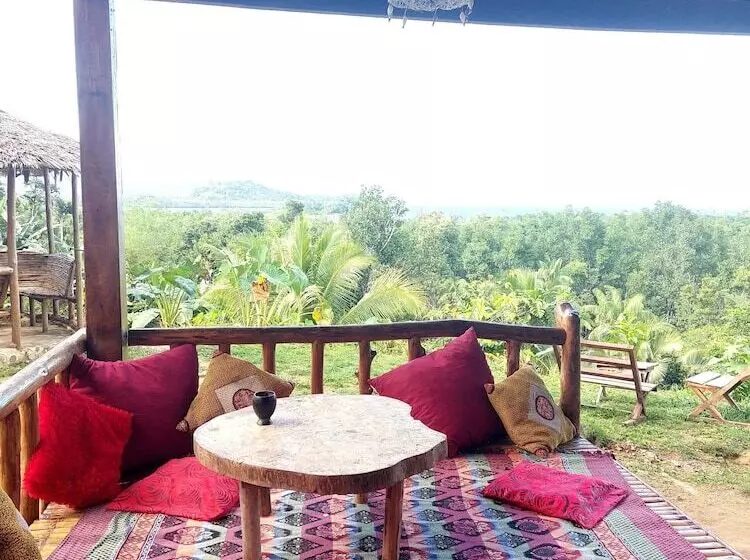 پانسیون Jungle Bar Honeymoon Suite & Private Pool