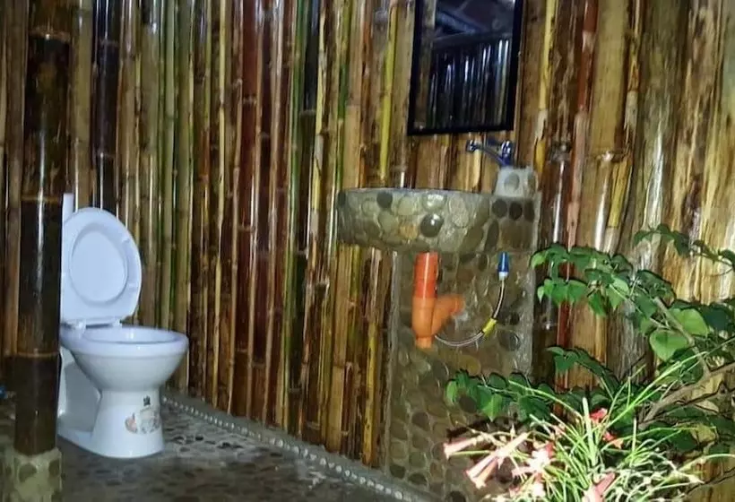 پانسیون Jungle Bar Honeymoon Suite & Private Pool