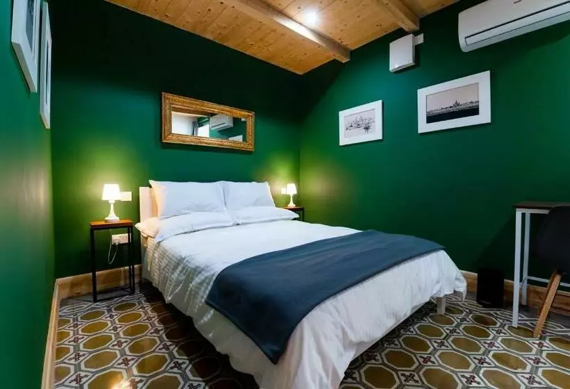 پانسیون Monreal Boutique Townhouse   R024rm5