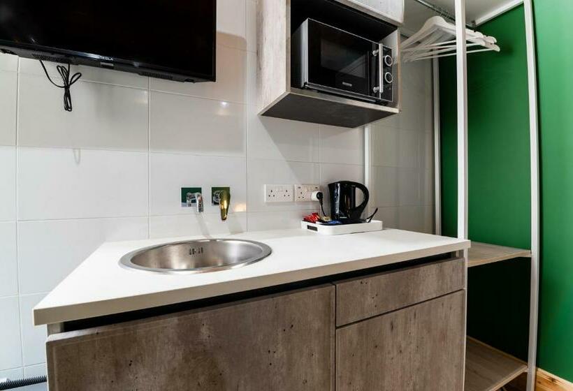 پانسیون Monreal Boutique Townhouse   R024rm5