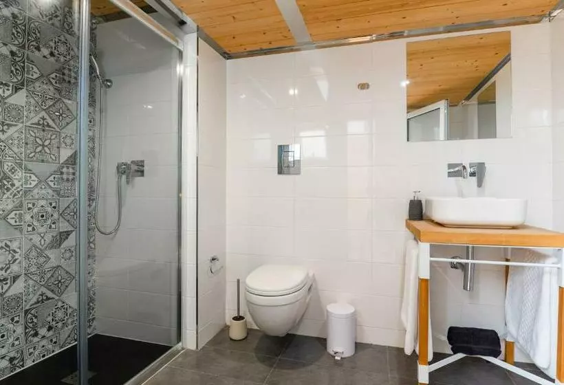 پانسیون Monreal Boutique Townhouse   R024rm5