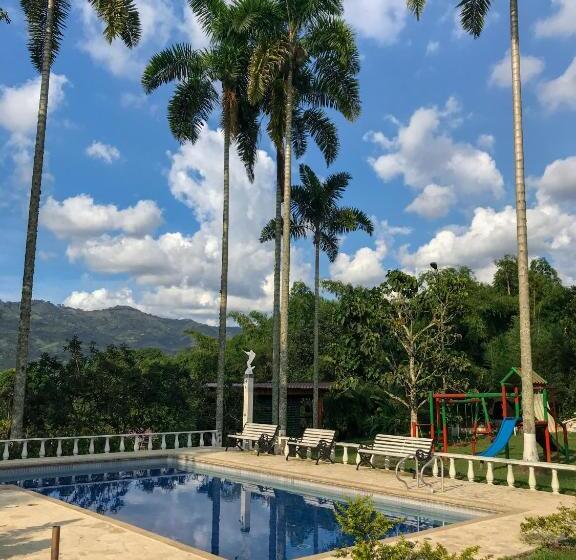 פנסיון Room In Lodge   Family Cabin With Lake View