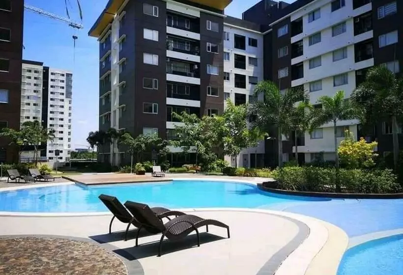 Avida Atria T2 E , Near Sm City, Esplanade Iloilo River And Smallville