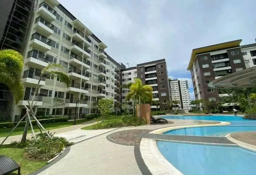 Avida Atria T2 E , Near Sm City, Esplanade Iloilo River And Smallville