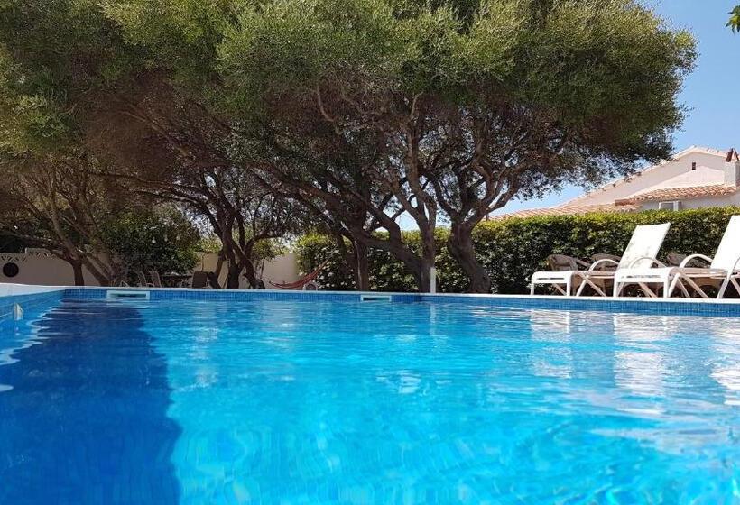 تختخواب و صبحانه Starbal Love