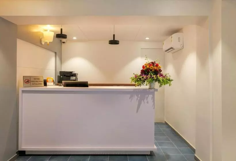 Hotelli Gold Beach Villa