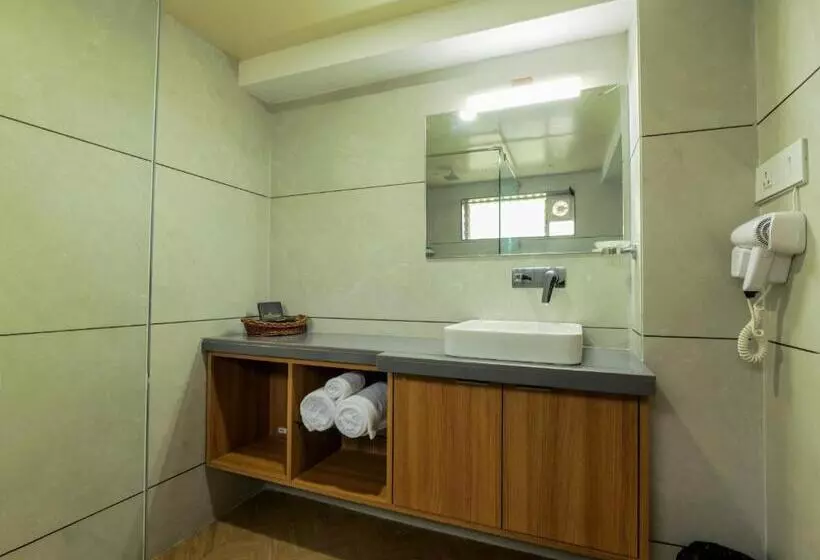 Hotelli Gold Beach Villa