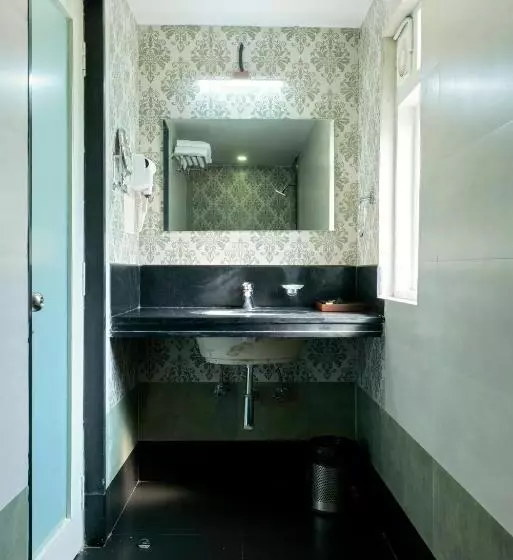 Hotelli Gold Beach Villa