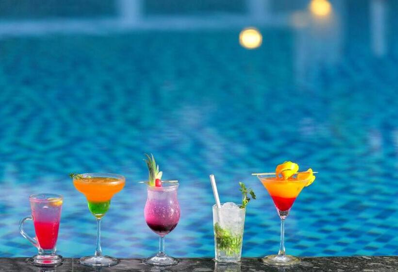 Hotelli Gold Beach Villa