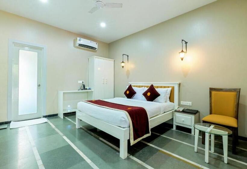 Hotelli Gold Beach Villa